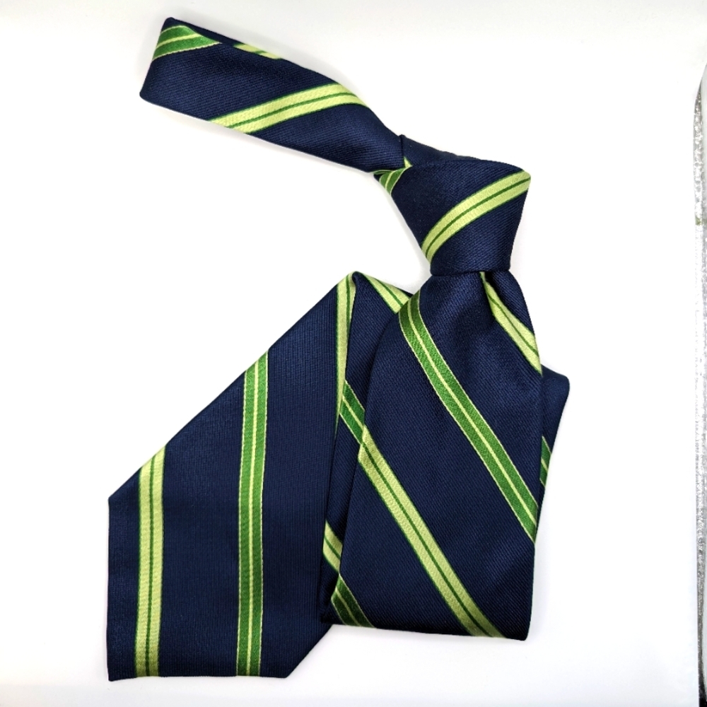 Nautica 100% silk men's tie, navy, like green & light olive.